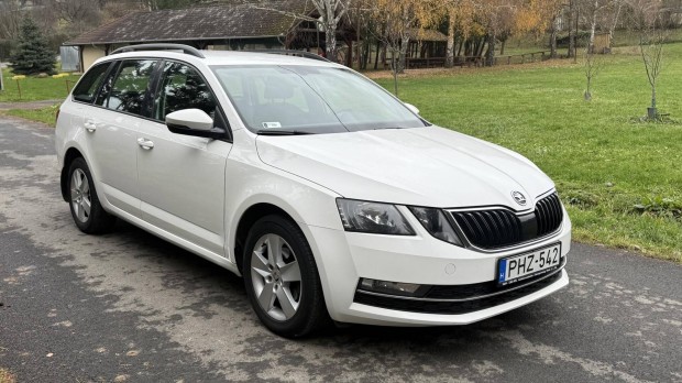 Skoda Octavia Combi 1.6 CR TDI Style Vezrls ....