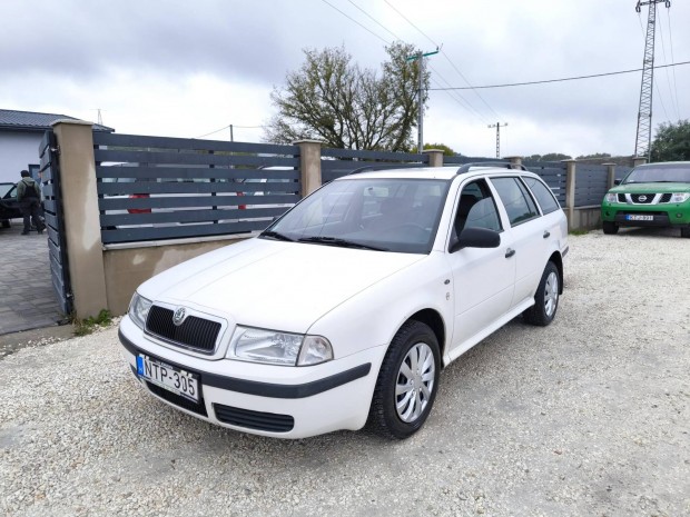 Skoda Octavia Combi 1.6 Classic Htvgi akcis...