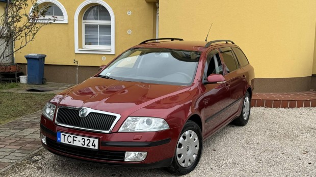 Skoda Octavia Combi 1.6 Elegance 198000Km-Vezet...