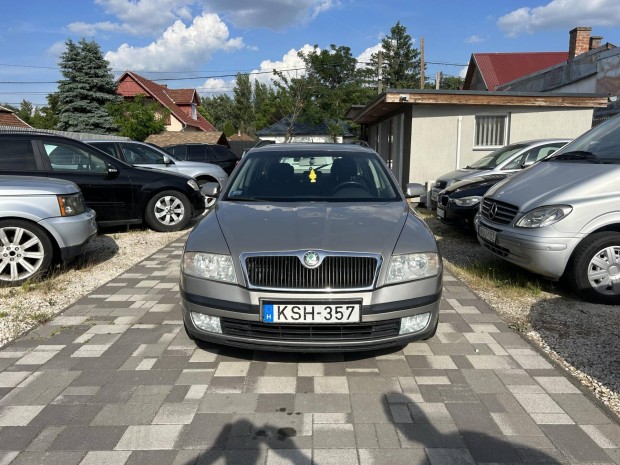 Skoda Octavia Combi 1.6 Tour (Automata)