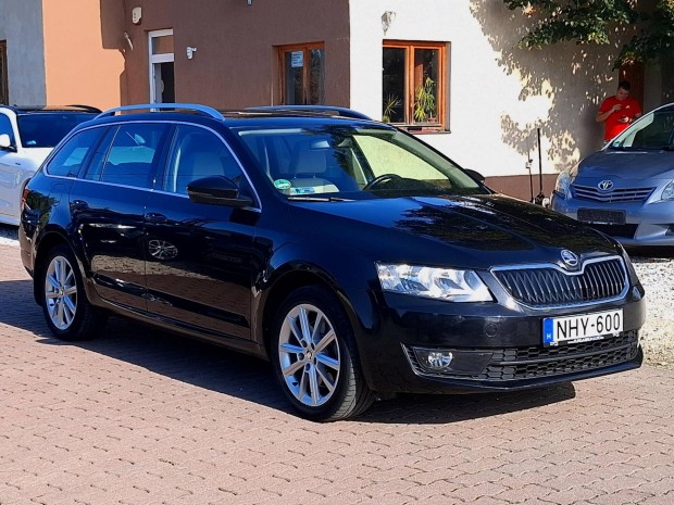 Skoda Octavia Combi 1.8 TSI Style DSG Euro 6 Ma...