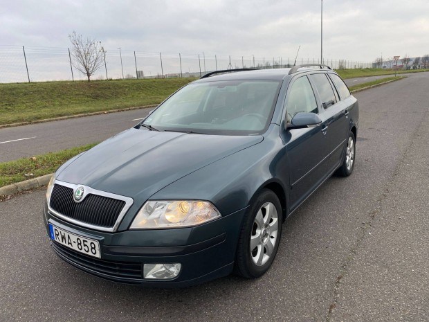 Skoda Octavia Combi 1.9TDi Elegance DSG