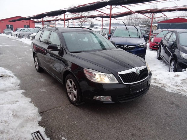 Skoda Octavia Combi 2.0 CR TDI Elegance Friss v...