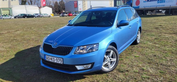Skoda Octavia Combi 2.0 CR TDI Elegance �l�sf�t...