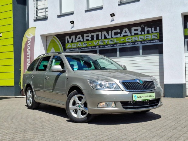 Skoda Octavia Combi 2.0 CR TDI Family DPF Cappu...