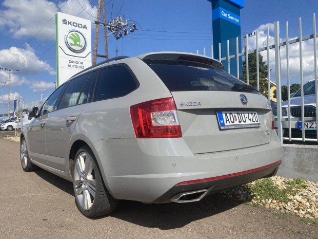 Skoda Octavia Combi 2.0 CR TDI RS DSG Euro 6 1...