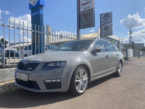 Skoda Octavia Combi 2.0 CR TDI RS DSG Euro 6 FR...