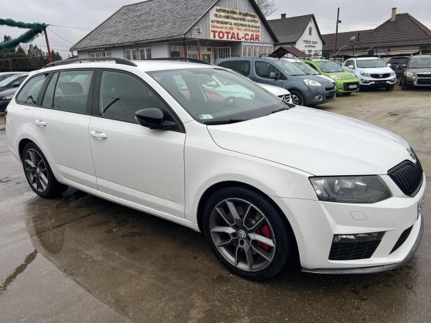 Skoda Octavia Combi 2.0 CR TDI RS DSG Magyarors...