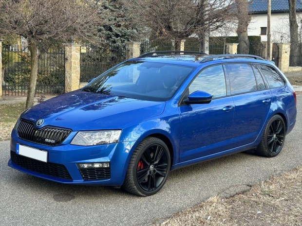 Skoda Octavia Combi 2.0 CR TDI RS DSG Panorma...