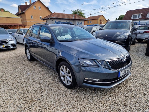 Skoda Octavia Combi 2.0 CR TDI Style 4x4 Magyar...
