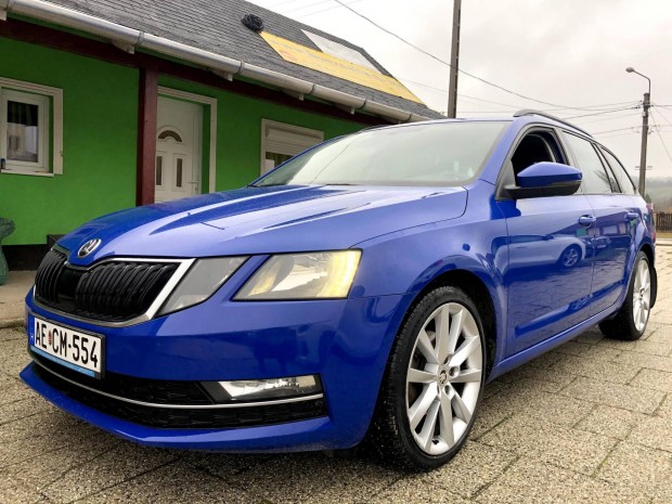 Skoda Octavia Combi 2.0 CR TDI Style Garancia!...