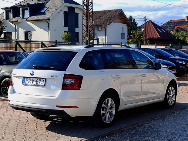 Skoda Octavia Combi 2.0 CR TDI Style Magyarorsz...