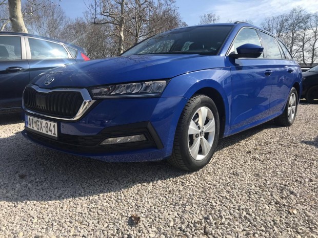 Skoda Octavia Combi 2.0 TDI SCR Ambition �jszer...