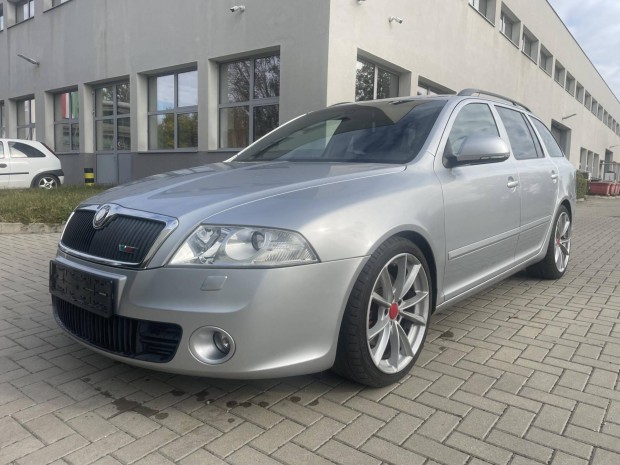 Skoda Octavia Combi 2.0 TFSI RS 127e km! Forgal...