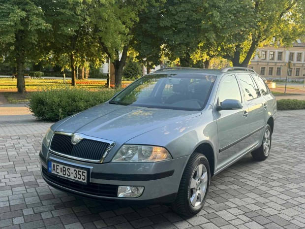 Skoda Octavia Combi 4x4 1.9 PD TDi Elegance DPF...