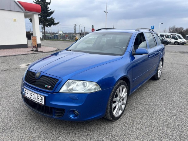 Skoda Octavia Combi RS 2.0 PD TDI kevés km.man...
