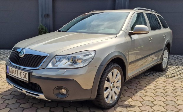 Skoda Octavia Combi Scout 2.0 CR TDI DPF
