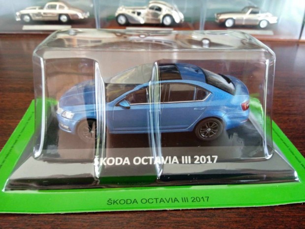 Skoda Octavia III 2017 v kisauto modell 1/43 Elad
