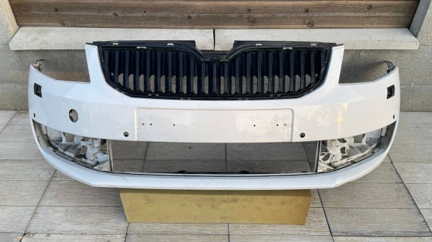 Skoda Octavia III 3 első lökhárító 5E0807221