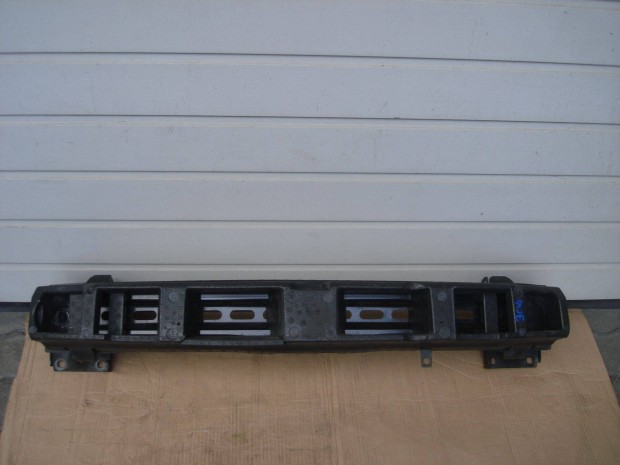 Skoda Octavia III 5E els� l�kh�r�t� merev�t� gerenda 2013-t�l