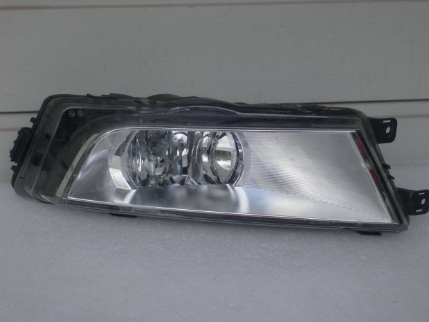 Skoda Octavia III Bal Ködlámpa 5E0941699D 2013-tól-2017-ig