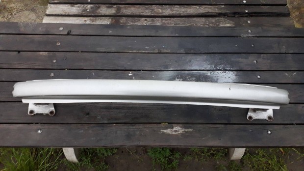 Skoda Octavia III kombi hátsó lökhárító tartóvas 135745R Z5807305