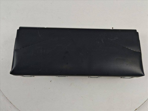 Skoda Octavia III t�rdl�gzs�k (haszn�lt) 5G1880841