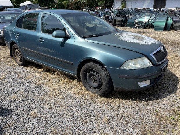 Skoda Octavia II 1.6b,1.9pd,sedan alkatrszek