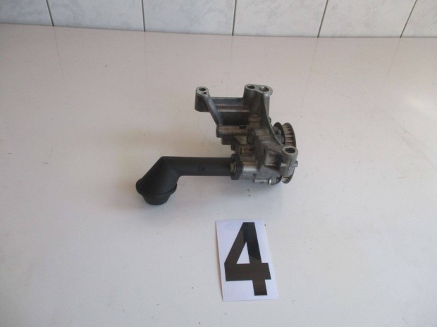 Skoda Octvia II Olajpumpa 03L 115 105 C 1.6Crtdi 105LE Cay