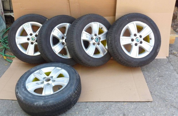 Skoda Octavia II.- alufelni 5 db+ gumi