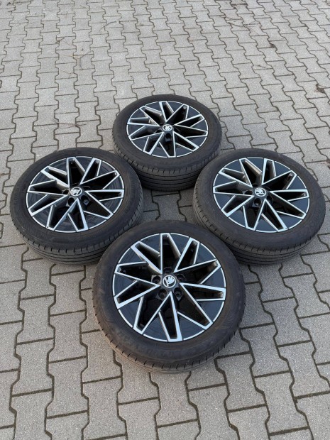 Skoda Octavia IV 7X17 ET46 hib�tlan gy�ri garnit�ra elad�!