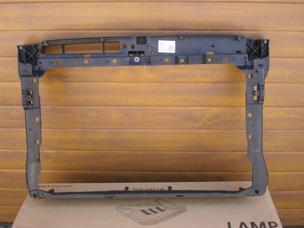 Skoda Octavia IV Homlokfal 5E3805588A 2020-tl