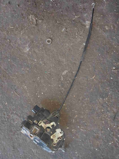 Skoda Octavia Jobb Els� Ajt� Z�rszerkezet + K�zpontiz�r Motor