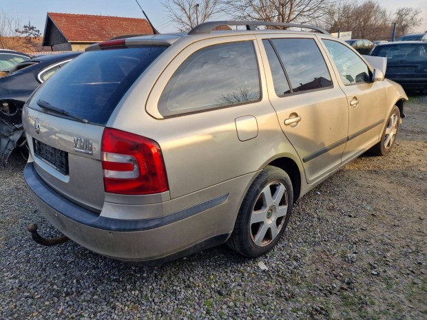 Skoda Octavia MK 2 1.9 PDTDI DSG BKC Motorkd Hqn Vltkd Autmata