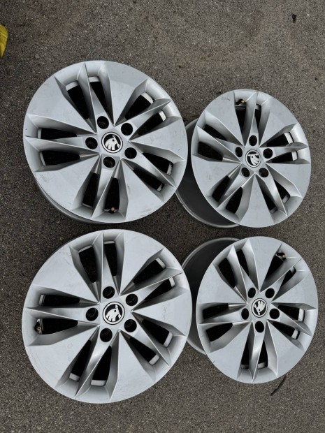 Skoda Octavia R16 Gyári alufelni