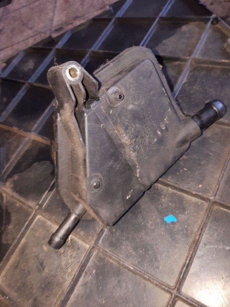 Skoda Octavia Szervó Olaj Tartály