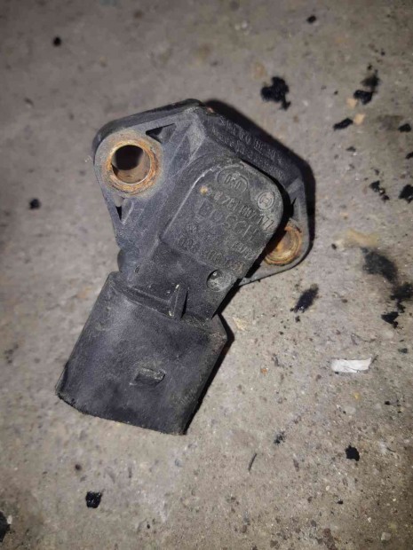 Skoda Octavia T�lt�nyom�s �rz�kel�