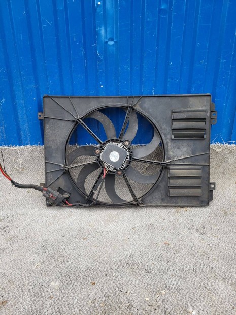 Skoda Octavia Volkswagen Golf 6, Touran ventilátor + keret 1K0121207BA