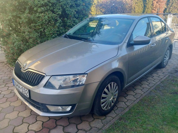 Skoda Octavia,akcis ron!Vezetett szervizknyv!Els tulajdonos!