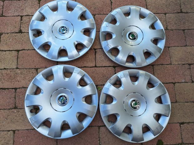 Skoda Octavia dísztárcsa