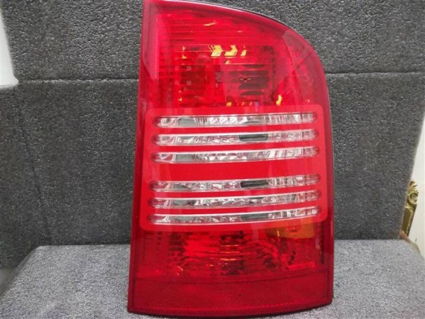 Skoda Octavia h�ts�l�mpa jobb kombi 1996 -> 2004 gy�ri �j