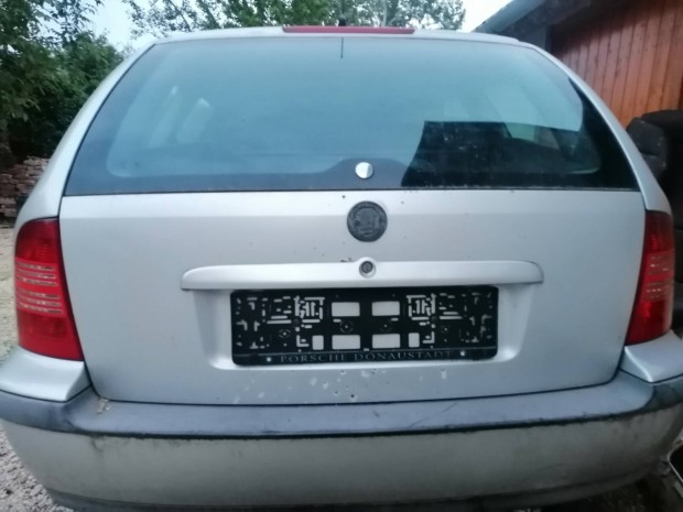 Skoda Octavia kombi hátsó lökhárító
