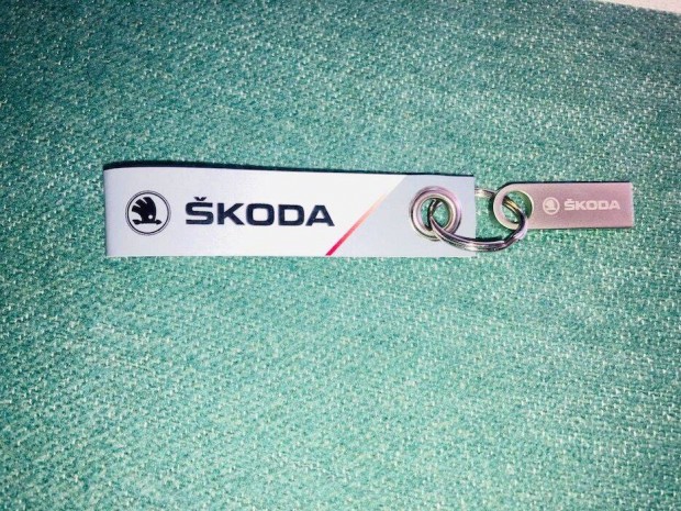 Skoda Octavia kulcstart s 2.0 USB pendrive 16 GB