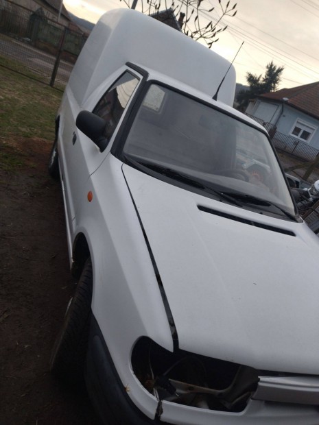 Skoda Pick up doboz