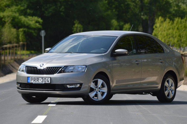 Skoda Rapid 1.4 TSI Ambition DSG Mo-i/Srlsme...