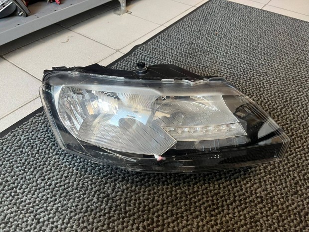 Skoda Rapid jobb halogén fényszóró 5jb941016b