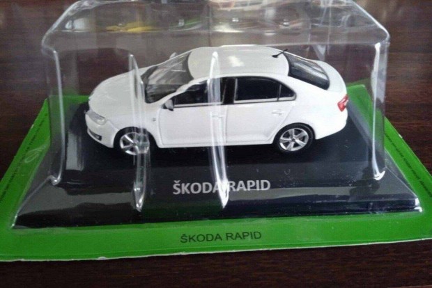 Skoda Rapid kisauto modell 1/43 Elad