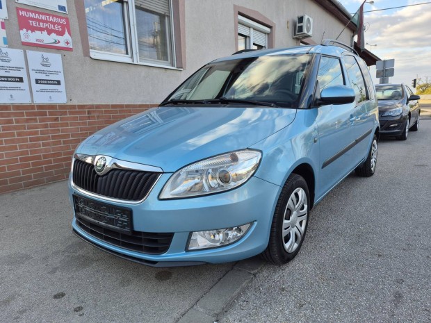 Skoda Roomster 1.2 12V Family Friss műszaki/vez...