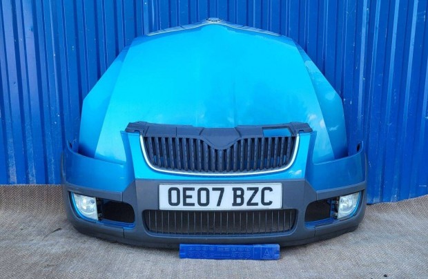 Skoda Roomster Fabia 2 II gyári 5J0807221 első lökhárító sérülésmentes