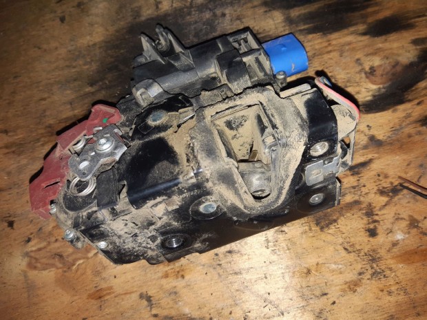 Skoda Roomster Praktik Bal Els� Ajt� Z�rszerkezet + K�zpontiz�r Motor